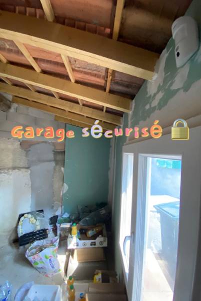 système d'alarme avec détection de mouvements dans le garage et envoi de photos à Avignon