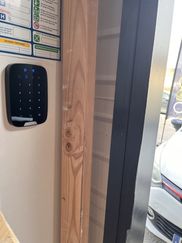 COMMENT LA VIDÉOSURVEILLANCE PEUT SÉCURISER VOS BIENS À ISTRES, NÎMES, ARLES ET MARSEILLE