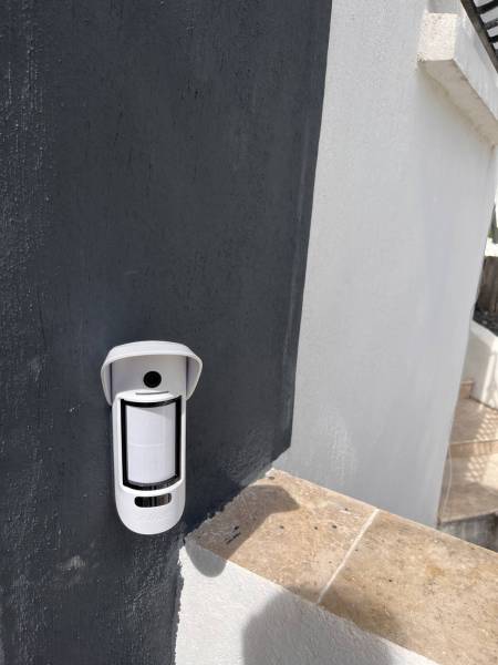 Installation de systèmes d’alarme sans fil et caméras de surveillance connectées à Gardanne – Sécurité, Détection Extérieure, Prix, Devis Gratuit.