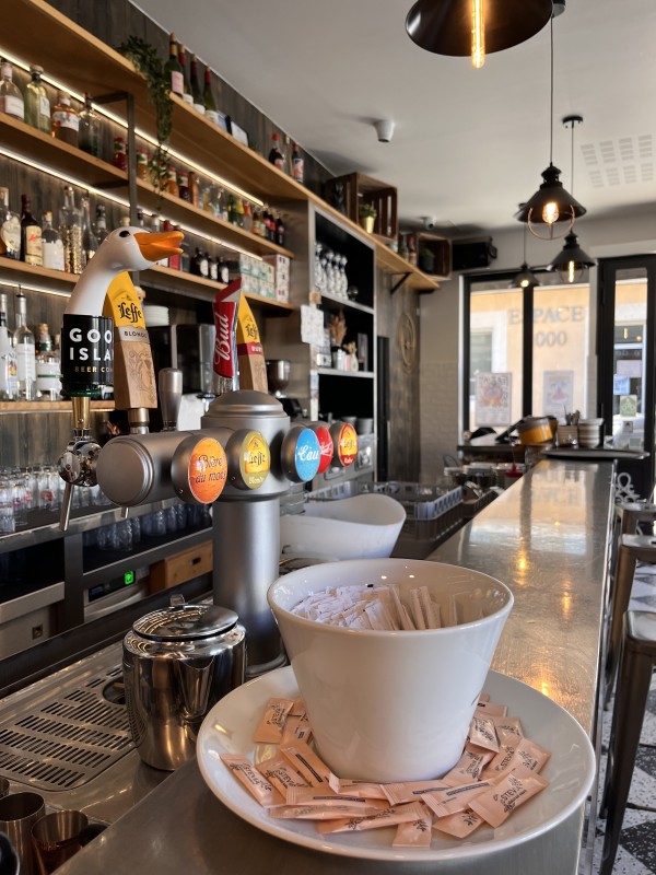  Installation caméras de vidéosurveillance IP pour restaurant – Prix attractifs, devis gratuit, maintenance à Bellegarde, Arles, Nîmes et environs.