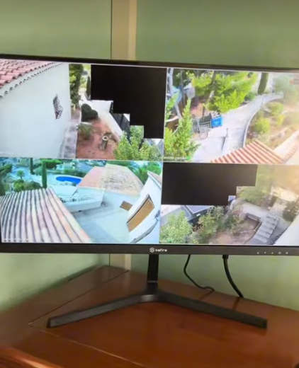 installer des caméras de surveillance extérieures filaires HD, sans abonnement, avec enregistreur, masquage de la voie publique, application téléphone et écran pour une maison à Martigues en PACA