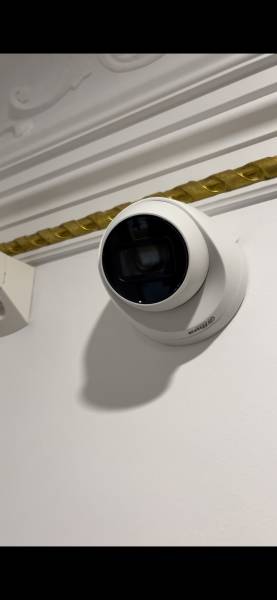Entreprise pour l'installation de caméras de surveillance avec application et enregistreur pour un hotel à Narbonne dans l'Aude en Occitanie