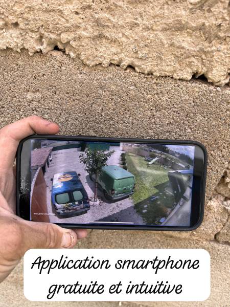 Trouver un professionnel pour la pose d'un système de vidéosurveillance filaire par caméras HD avec enregistreur et application smartphone à Saint-Andiol près de Cavaillon