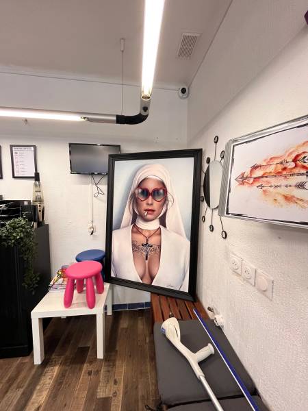 Poser des caméras de surveillance dans un salon de tatouage à Martigues et Istres