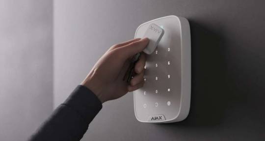 clavier lecteur de badge
