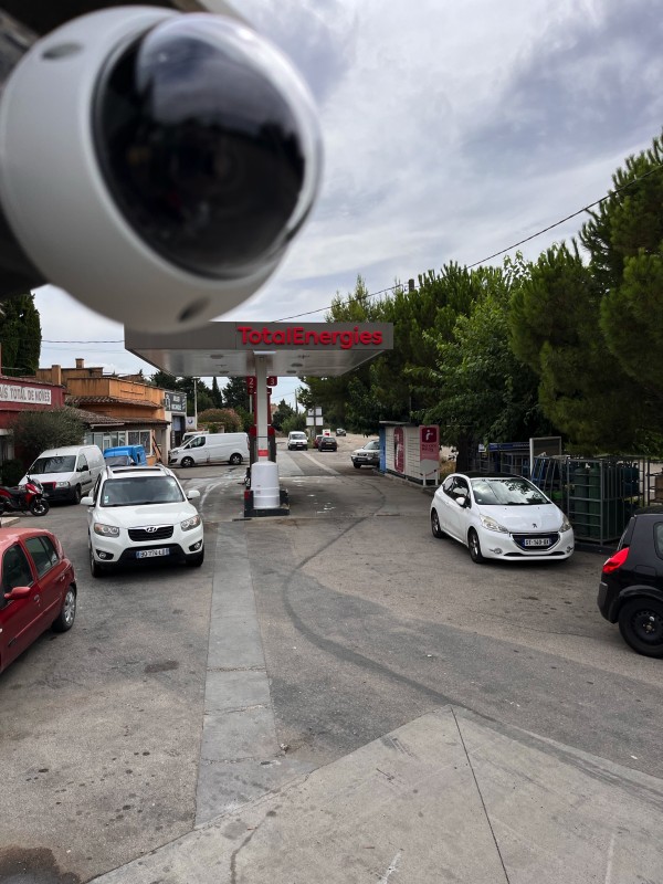  Compléter mon installation de caméras de vidéosurveillance IP par antennes chez TOTAL à Noves près de Chateaurenard 