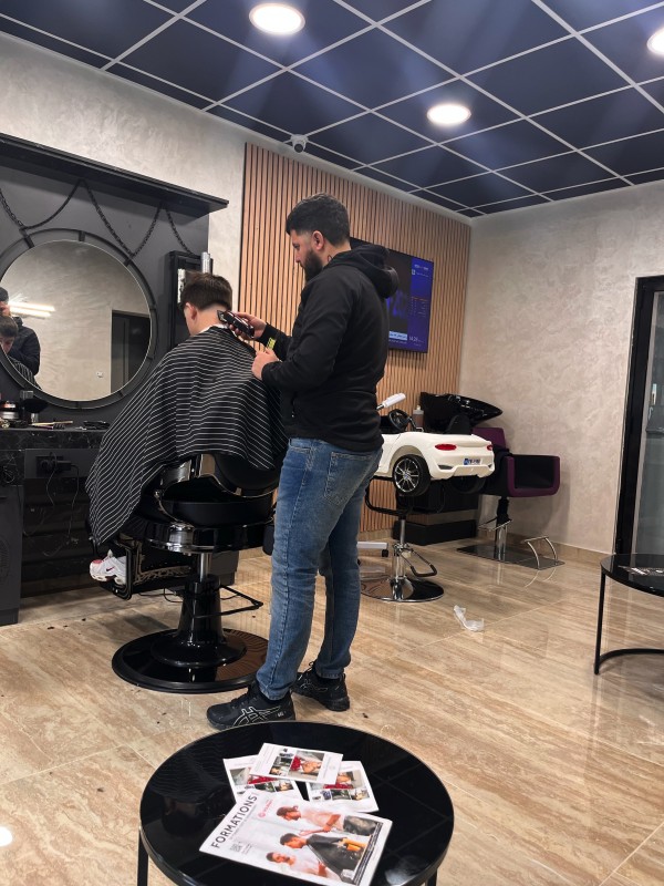 installateur de caméras pour un coiffeur à Saint martin de Crau
